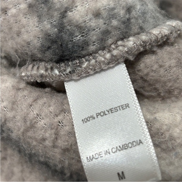 Koolaburra by UGG Women's Top Brushed Back Sherpa Hoodie plaid Size Medium - Picture 5 of 10